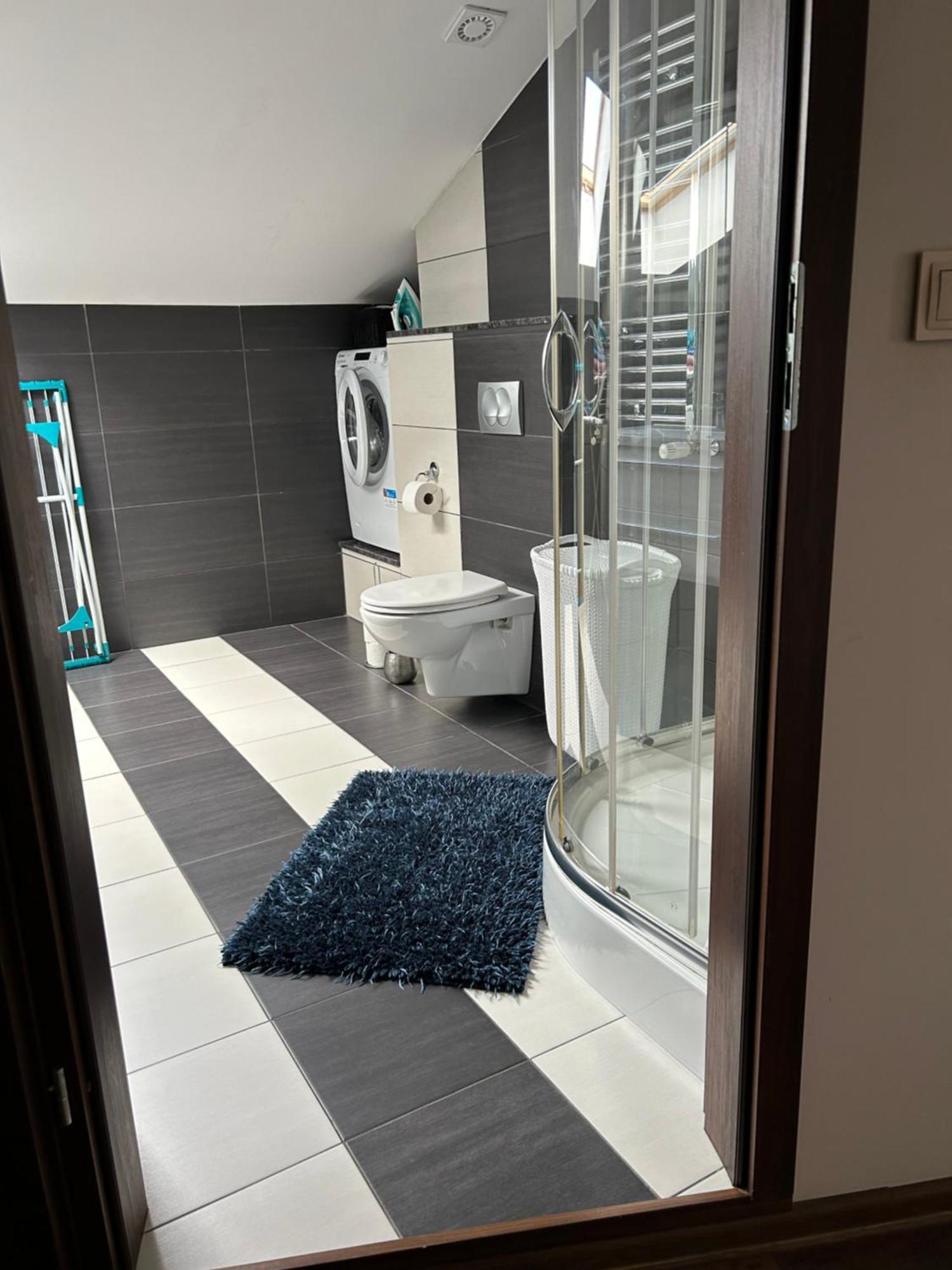Apartament Bobrzanska - 4 Bedrooms Sypialnie Свидница Экстерьер фото
